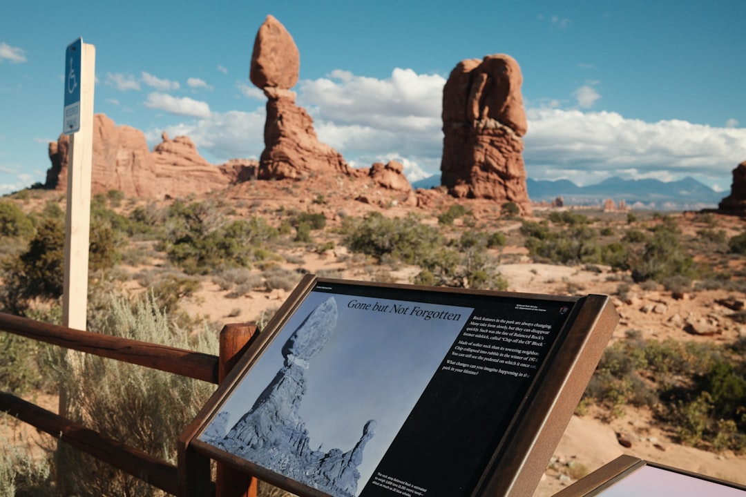 Balanced rock formation in arches national park, utah.